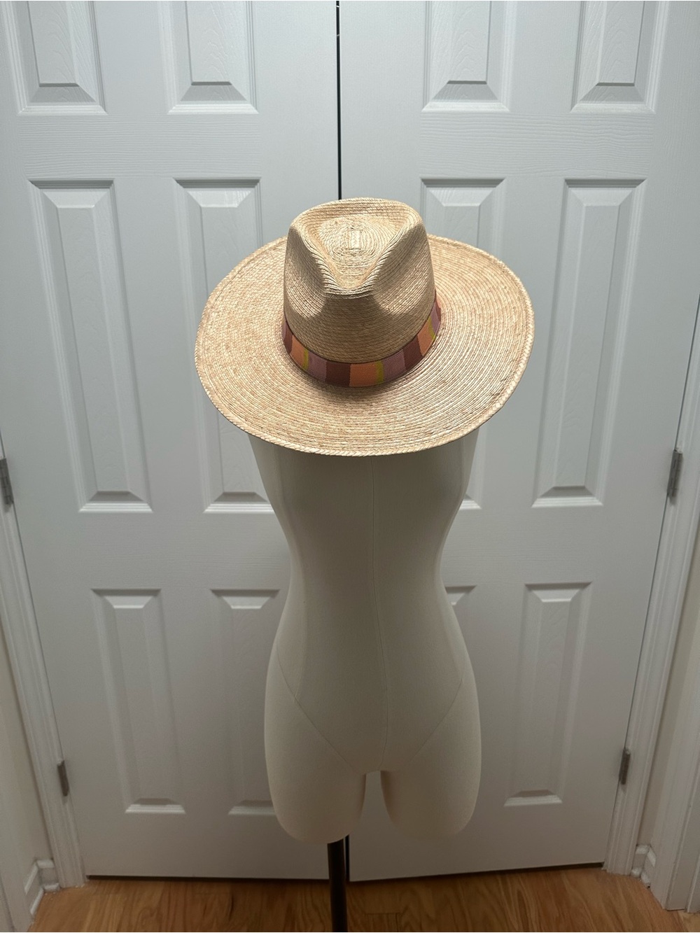 Sunshine Tienda Julia Palm Panama Hat - Picture 6 of 7